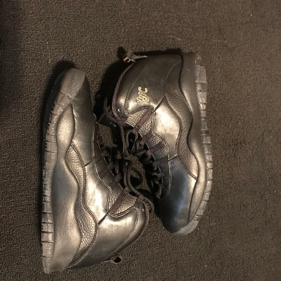 Jordan 10 nyc size 9 - Picture 2 of 5